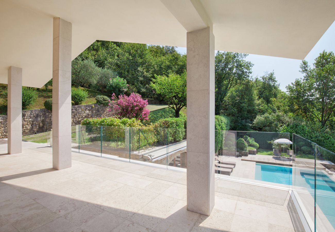Villa a Torri del Benaco - Villa Sybille - 8 posti piscina in Torri del Benaco Villa a Torri del Benaco - Villa Sybille - 8 posti piscina in Torri del Benaco