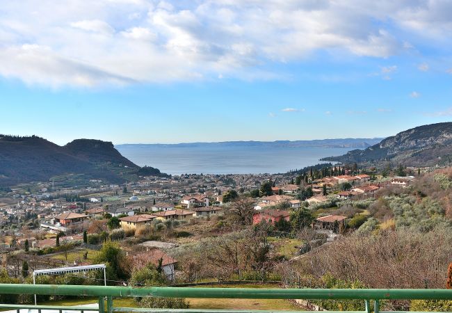 Appartamento a Costermano - Casa Montegolo - 2+2 posti letto con piscina e vista lago a Costermano sul Garda Appartamento a Costermano - Casa Montegolo - 2+2 posti letto con piscina e vista lago a Costermano sul Garda