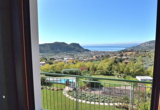 Appartamento a Costermano - Casa Montegolo - 2+2 posti letto con piscina e vista lago a Costermano sul Garda Appartamento a Costermano - Casa Montegolo - 2+2 posti letto con piscina e vista lago a Costermano sul Garda