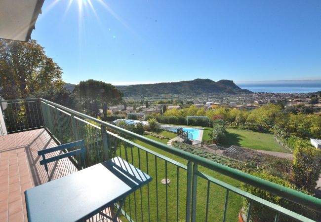 Appartamento a Costermano - Casa Montegolo - 2+2 posti letto con piscina e vista lago a Costermano sul Garda Appartamento a Costermano - Casa Montegolo - 2+2 posti letto con piscina e vista lago a Costermano sul Garda