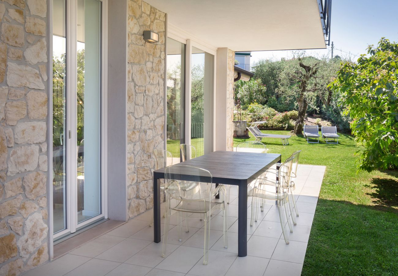 Villa a Bardolino - Villa Lisi - 8 posti letto, in residence con piscina a Bardolino Villa a Bardolino - Villa Lisi - 8 posti letto, in residence con piscina a Bardolino