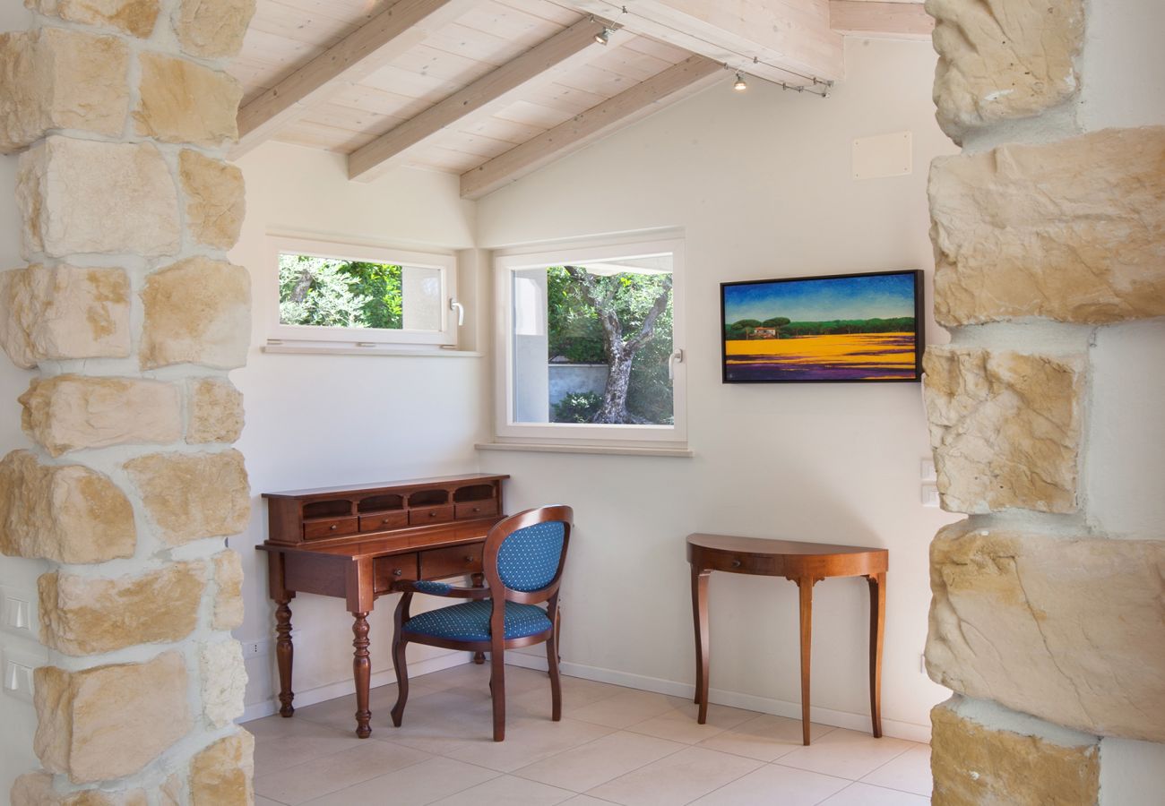 Villa a Bardolino - Villa Lisi - 8 posti letto, in residence con piscina a Bardolino Villa a Bardolino - Villa Lisi - 8 posti letto, in residence con piscina a Bardolino