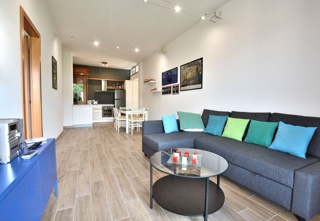 Appartamento a Malcesine - Apartment Candor - 4 posti letto in residence con piscina a Cassone di Malcesine4 Appartamento a Malcesine - Apartment Candor - 4 posti letto in residence con piscina a Cassone di Malcesine4