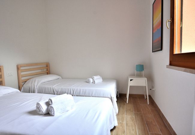 Appartamento a Malcesine - Apartment Candor - 4 posti letto in residence con piscina a Cassone di Malcesine4 Appartamento a Malcesine - Apartment Candor - 4 posti letto in residence con piscina a Cassone di Malcesine4