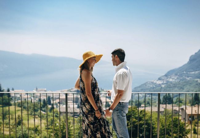 Appartamento a Tignale - Borgo le Vigne, La Vinaccia  con colazione e centro wellness - ONLY ADULTS Appartamento a Tignale - Borgo le Vigne, La Vinaccia  con colazione e centro wellness - ONLY ADULTS