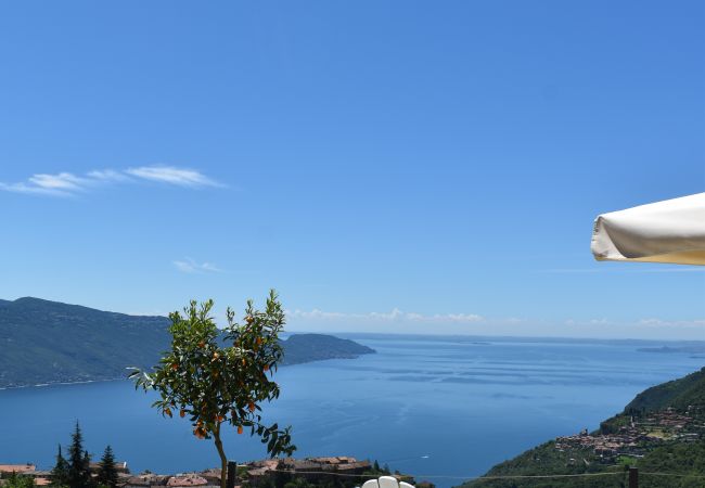 Appartamento a Tignale - Borgo le Vigne, La Vinaccia  con colazione e centro wellness - ONLY ADULTS Appartamento a Tignale - Borgo le Vigne, La Vinaccia  con colazione e centro wellness - ONLY ADULTS