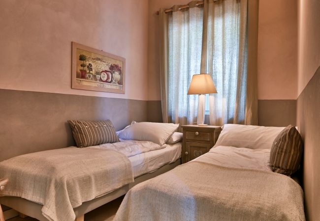 Appartamento a Tignale - Borgo le Vigne, La Vinaccia  con colazione e centro wellness - ONLY ADULTS Appartamento a Tignale - Borgo le Vigne, La Vinaccia  con colazione e centro wellness - ONLY ADULTS