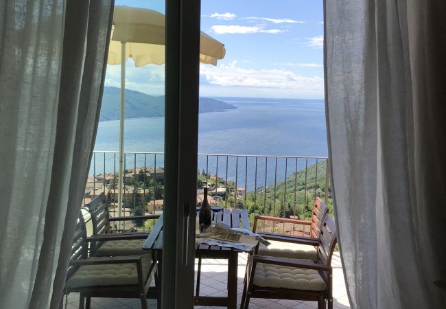 Appartamento a Tignale - Borgo le Vigne, La Barrique con colazione e centro wellness - ONLY ADULTS Appartamento a Tignale - Borgo le Vigne, La Barrique con colazione e centro wellness - ONLY ADULTS