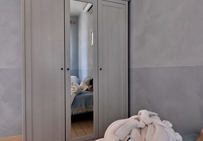 Appartamento a Tignale - Borgo le Vigne, L'Acqua vite con colazione e centro wellness - ONLY ADULTS Appartamento a Tignale - Borgo le Vigne, L'Acqua vite con colazione e centro wellness - ONLY ADULTS