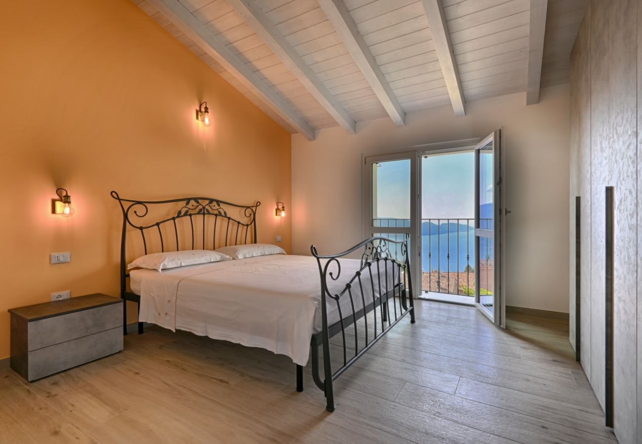 Villa a Tignale - Villa Pineta - Theater Home, con vista lago, stupenda piscina e ideale per famiglie Villa a Tignale - Villa Pineta - Theater Home, con vista lago, stupenda piscina e ideale per famiglie