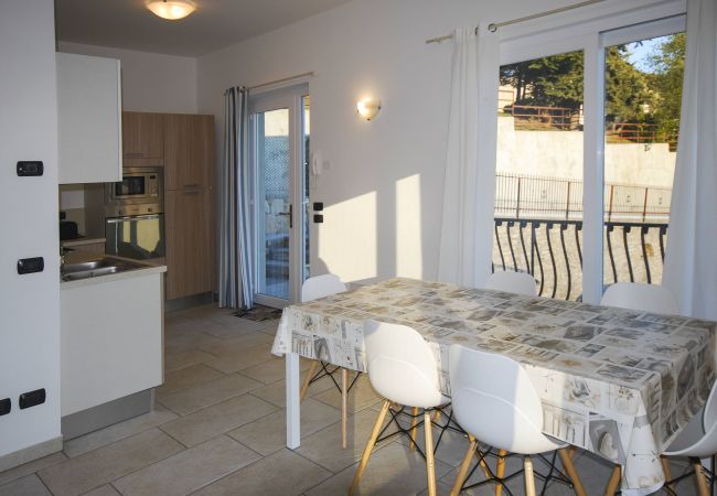 Villa a Tignale - Villa Ada - Theater Home, con bellissima vista lago Villa a Tignale - Villa Ada - Theater Home, con bellissima vista lago