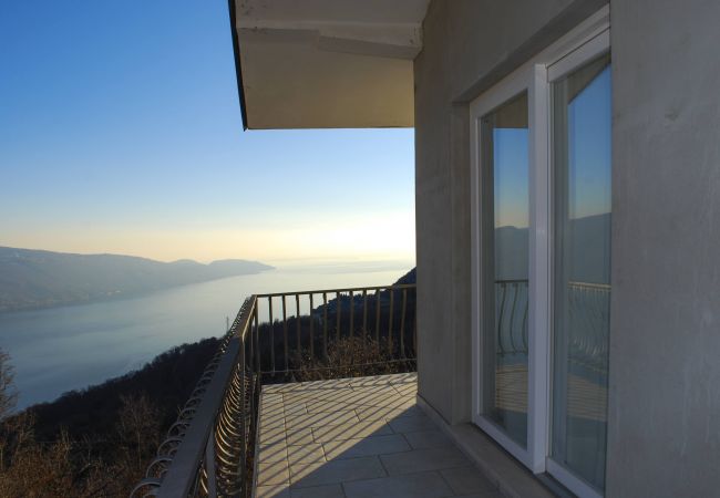 Villa a Tignale - Villa Ada - Theater Home, con bellissima vista lago Villa a Tignale - Villa Ada - Theater Home, con bellissima vista lago