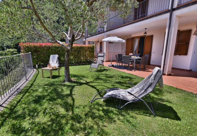 Appartamento a Tignale - Angelica 5 by Theater Home, con giardino recintato e vista lago Appartamento a Tignale - Angelica 5 by Theater Home, con giardino recintato e vista lago