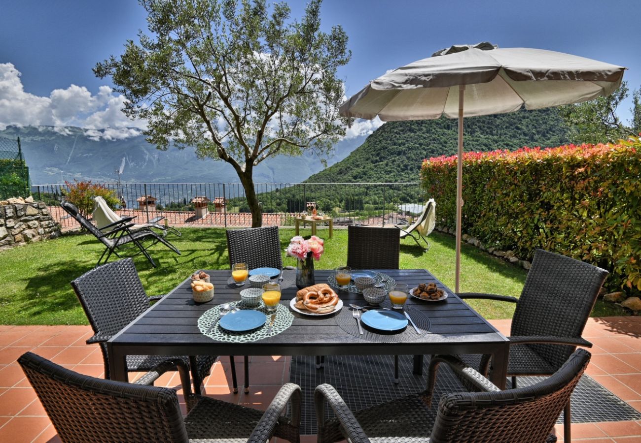Appartamento a Tignale - Angelica 5 by Theater Home, con giardino recintato e vista lago Appartamento a Tignale - Angelica 5 by Theater Home, con giardino recintato e vista lago