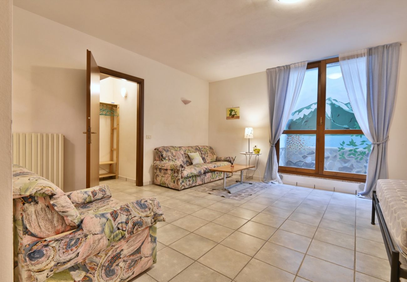 Appartamento a Tignale - Angelica 5 by Theater Home, con giardino recintato e vista lago Appartamento a Tignale - Angelica 5 by Theater Home, con giardino recintato e vista lago