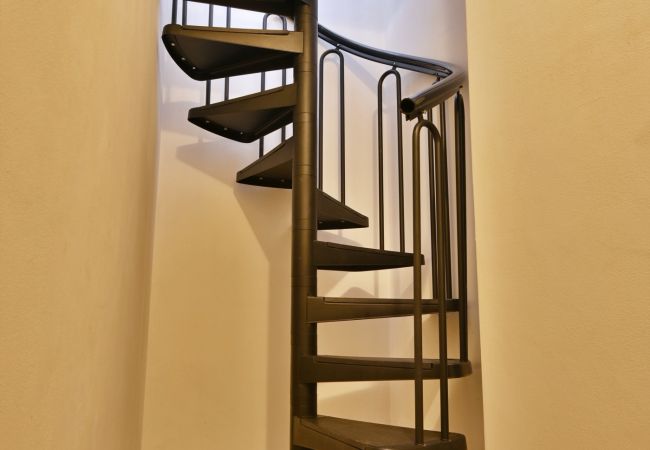 Appartamento a Tignale - Michela 4 - Theater Home, con giardino privato e vista lago Appartamento a Tignale - Michela 4 - Theater Home, con giardino privato e vista lago