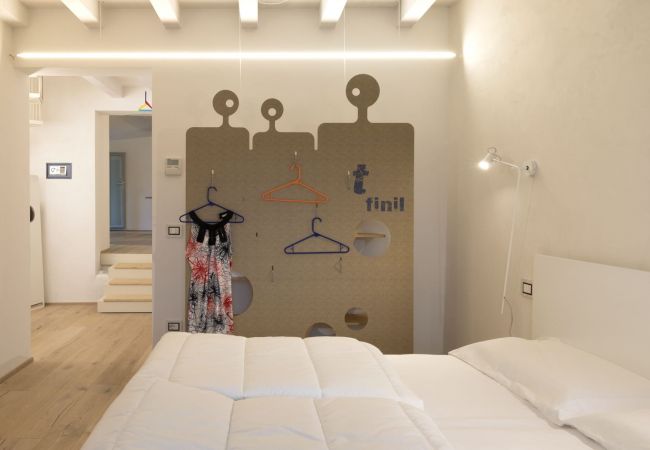 Appartamento a Tignale - La Corte - Finil Theater Home, arredato con gusto e con vista lago Appartamento a Tignale - La Corte - Finil Theater Home, arredato con gusto e con vista lago