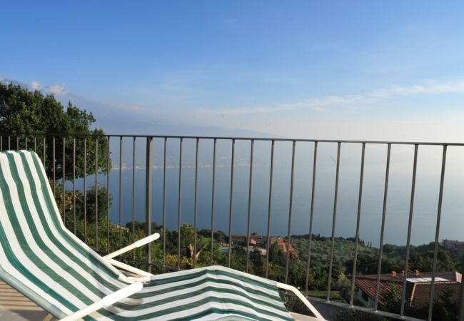Appartamento a Tignale - I Velieri - Theater Home, con stupenda vista lago Appartamento a Tignale - I Velieri - Theater Home, con stupenda vista lago
