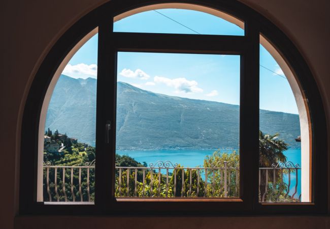 Appartamento a Tignale - Armonia - Theater Home, con due posti auto e bellissima vista lag Appartamento a Tignale - Armonia - Theater Home, con due posti auto e bellissima vista lag