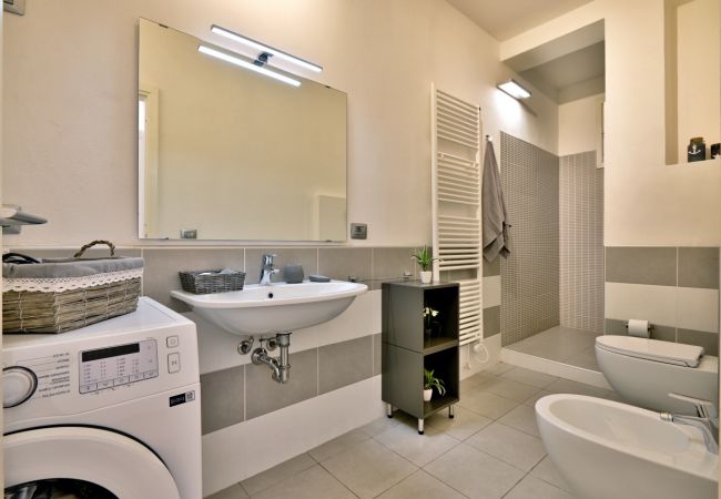 Appartamento a Tignale - Armonia - Theater Home, con due posti auto e bellissima vista lag Appartamento a Tignale - Armonia - Theater Home, con due posti auto e bellissima vista lag