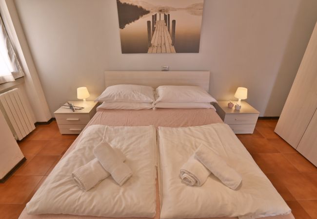 Appartamento a Tignale - Armonia - Theater Home, con due posti auto e bellissima vista lag Appartamento a Tignale - Armonia - Theater Home, con due posti auto e bellissima vista lag