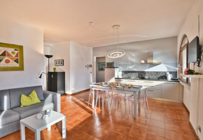 Appartamento a Tignale - Armonia - Theater Home, con due posti auto e bellissima vista lag Appartamento a Tignale - Armonia - Theater Home, con due posti auto e bellissima vista lag