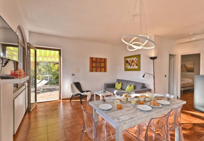 Appartamento a Tignale - Armonia - Theater Home, con due posti auto e bellissima vista lag Appartamento a Tignale - Armonia - Theater Home, con due posti auto e bellissima vista lag