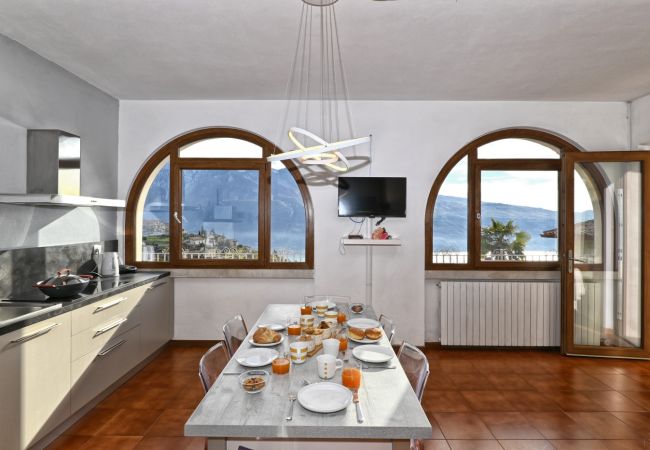 Appartamento a Tignale - Armonia - Theater Home, con due posti auto e bellissima vista lag Appartamento a Tignale - Armonia - Theater Home, con due posti auto e bellissima vista lag