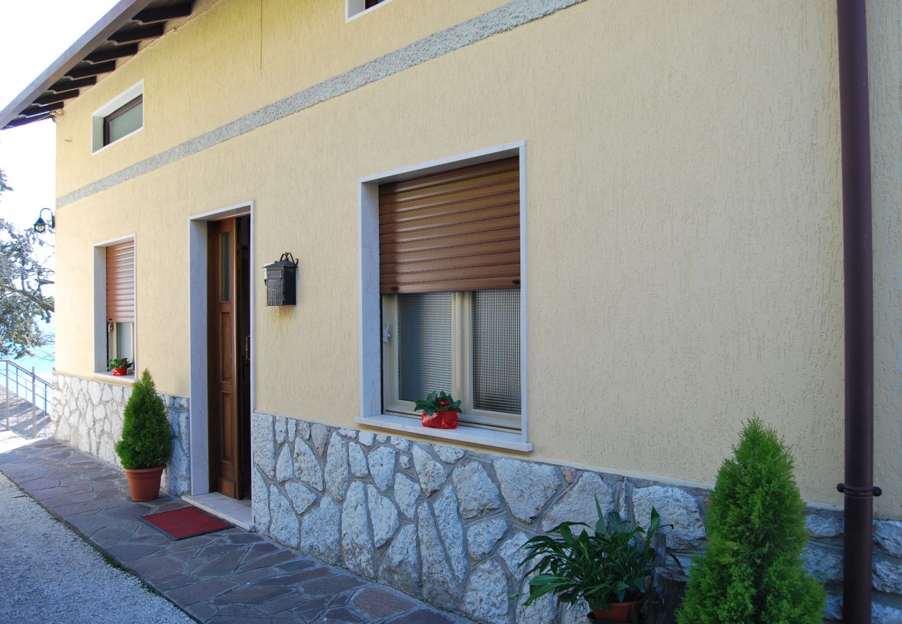 Appartamento a Tignale - Villa Margherita - Theater Home, appartamento con vista lago mozzafiato Appartamento a Tignale - Villa Margherita - Theater Home, appartamento con vista lago mozzafiato
