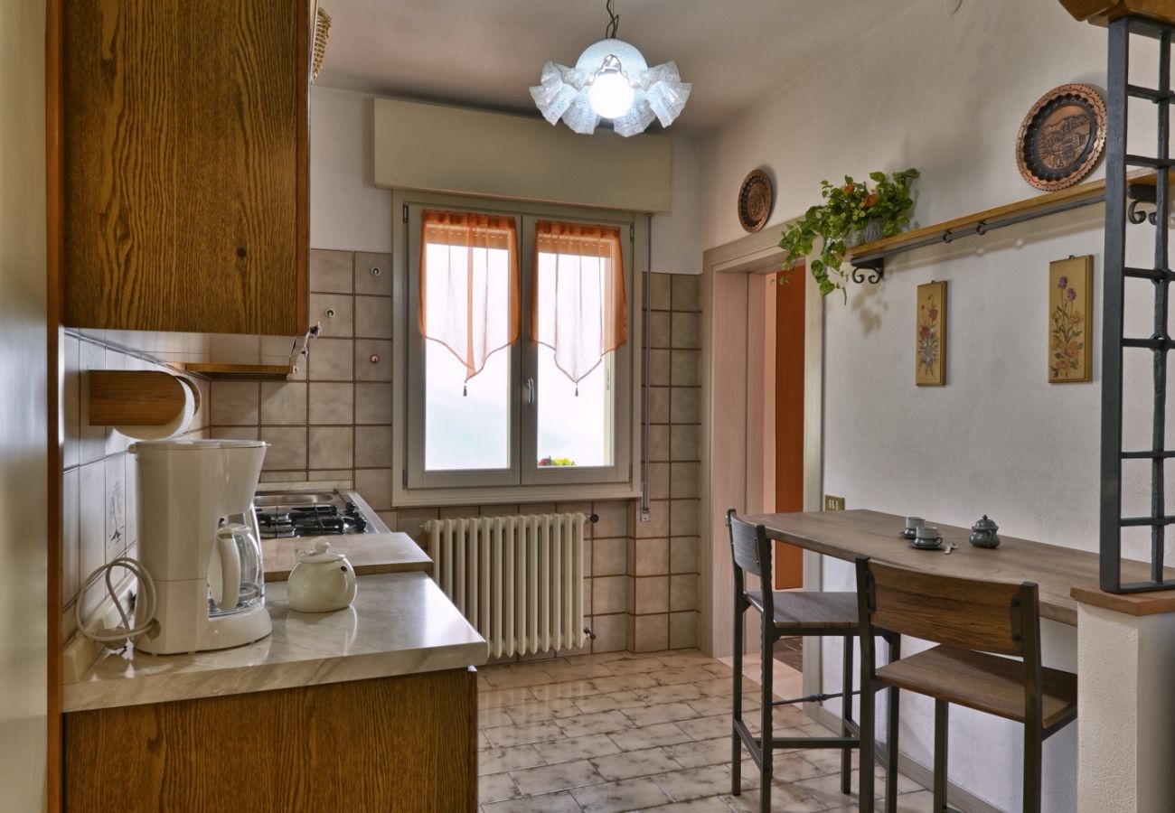 Appartamento a Tignale - Villa Margherita - Theater Home, appartamento con vista lago mozzafiato Appartamento a Tignale - Villa Margherita - Theater Home, appartamento con vista lago mozzafiato