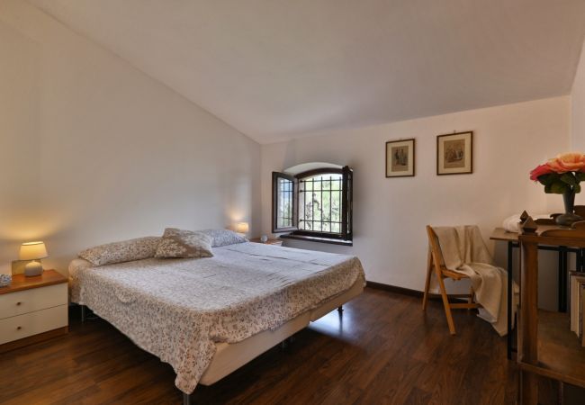 Villa a Gargnano - La Limonaia by Theater Home, con bellissima vista lago e piscina Villa a Gargnano - La Limonaia by Theater Home, con bellissima vista lago e piscina