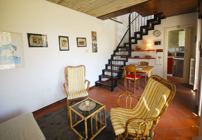 Appartamento a Toscolano-Maderno - Casa Colin by Theater Home, antica limonaia con vista panoramica Appartamento a Toscolano-Maderno - Casa Colin by Theater Home, antica limonaia con vista panoramica