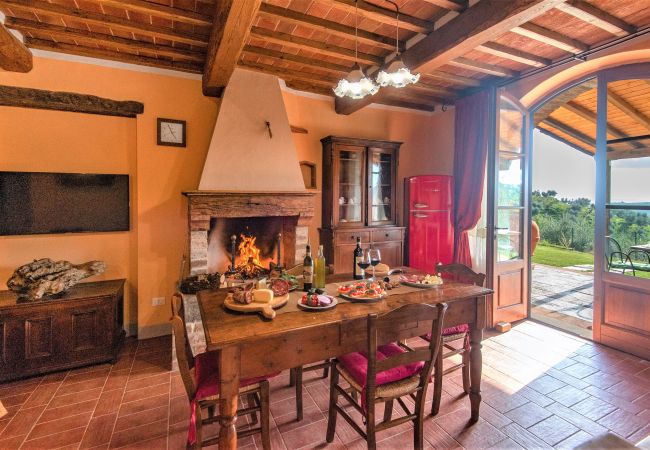 Appartamento a Bucine - Raggio Di Sole at Villa Mariolo Appartamento a Bucine - Raggio Di Sole at Villa Mariolo