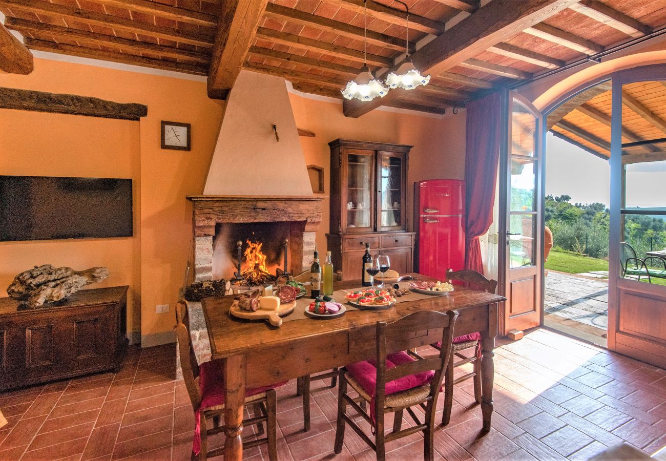 Appartamento a Bucine - Raggio Di Sole at Villa Mariolo Appartamento a Bucine - Raggio Di Sole at Villa Mariolo