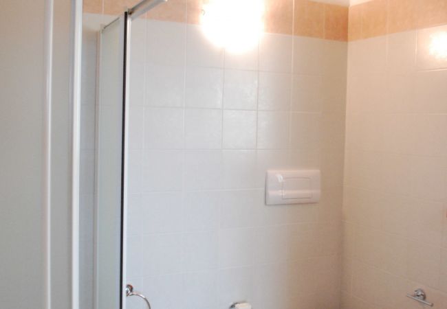 Villa a Tignale - Villa Sole - Theater Home, con garage e spettacolare vista lago Villa a Tignale - Villa Sole - Theater Home, con garage e spettacolare vista lago