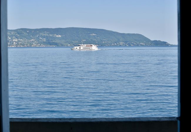 Appartamento a Toscolano-Maderno - Marierose by Theater Home, direttamente a lago  Appartamento a Toscolano-Maderno - Marierose by Theater Home, direttamente a lago