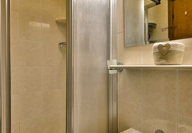 Appartamento a Toscolano-Maderno - Marierose by Theater Home, direttamente a lago  Appartamento a Toscolano-Maderno - Marierose by Theater Home, direttamente a lago