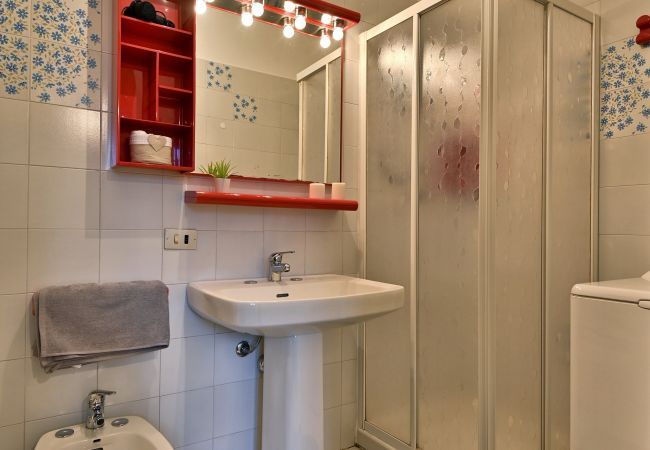 Appartamento a Toscolano-Maderno - Marieclaire by Theater Home, direttamente a lago Appartamento a Toscolano-Maderno - Marieclaire by Theater Home, direttamente a lago