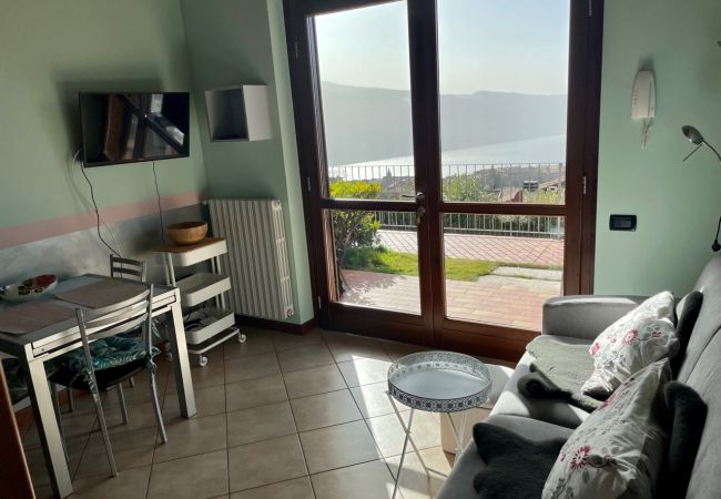 Appartamento a Tignale - Flair - Theater Home, con piscina e stupenda vista lago Appartamento a Tignale - Flair - Theater Home, con piscina e stupenda vista lago