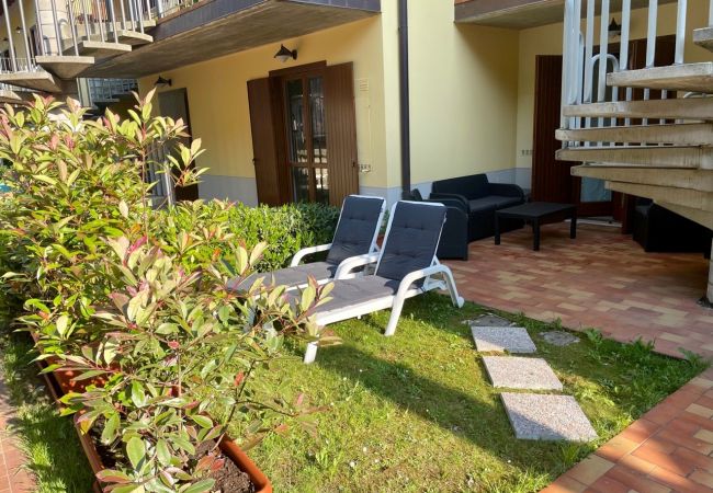 Appartamento a Tignale - Flair - Theater Home, con piscina e stupenda vista lago Appartamento a Tignale - Flair - Theater Home, con piscina e stupenda vista lago