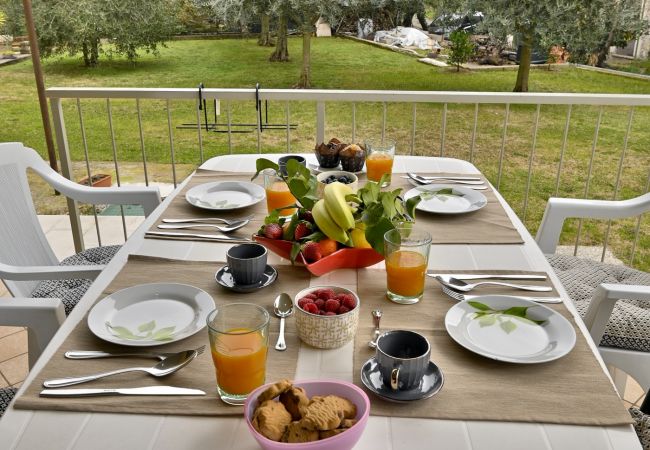 Appartamento a Toscolano-Maderno - La Palma by Theater Home, vicino al centro e alla spiaggia Appartamento a Toscolano-Maderno - La Palma by Theater Home, vicino al centro e alla spiaggia