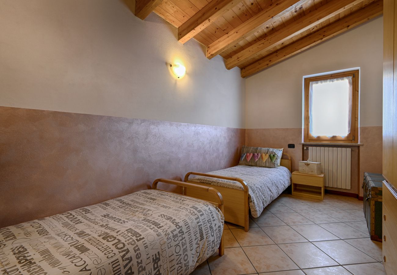 Appartamento a Tignale - Appartamento Maja - Theater Home, con stupenda vista lago Appartamento a Tignale - Appartamento Maja - Theater Home, con stupenda vista lago