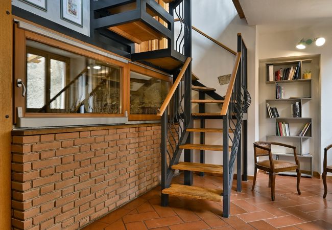 Casa a Tignale - Rustico Balòt 21 - Theater Home, con piscina e vista lago Casa a Tignale - Rustico Balòt 21 - Theater Home, con piscina e vista lago