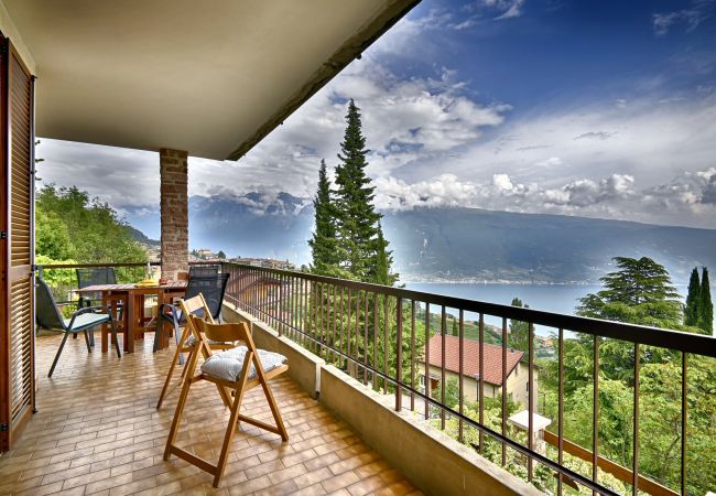 Appartamento a Tignale - Casa mamma Gisella by Theater Home, con meravigliosa vista lago Appartamento a Tignale - Casa mamma Gisella by Theater Home, con meravigliosa vista lago