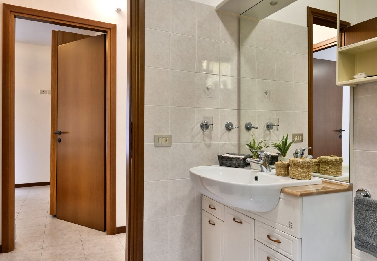 Appartamento a Tignale - Casa Ledio by Theater Home - con bellissima vista lago Appartamento a Tignale - Casa Ledio by Theater Home - con bellissima vista lago