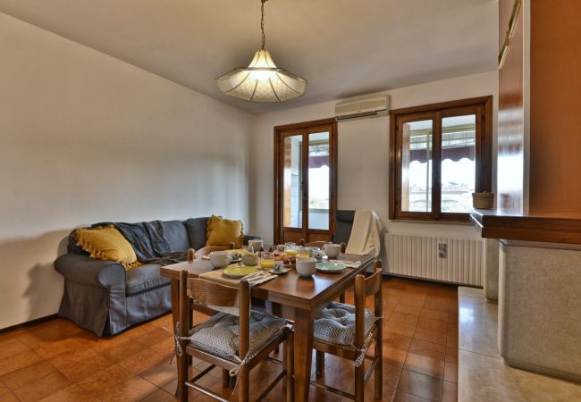 Appartamento a Toscolano-Maderno - Appartamento nonna Agnese by Theater Home - vicino al centro e alla spiaggia Appartamento a Toscolano-Maderno - Appartamento nonna Agnese by Theater Home - vicino al centro e alla spiaggia
