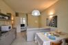 Appartamento a Tignale - Appartamento Kelly by Theater Home - con terrazzo e garage Appartamento a Tignale - Appartamento Kelly by Theater Home - con terrazzo e garage