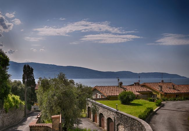 Casa a Gargnano - Al Poggio degli Ulivi by Theater Home - con stupenda vista lago Casa a Gargnano - Al Poggio degli Ulivi by Theater Home - con stupenda vista lago