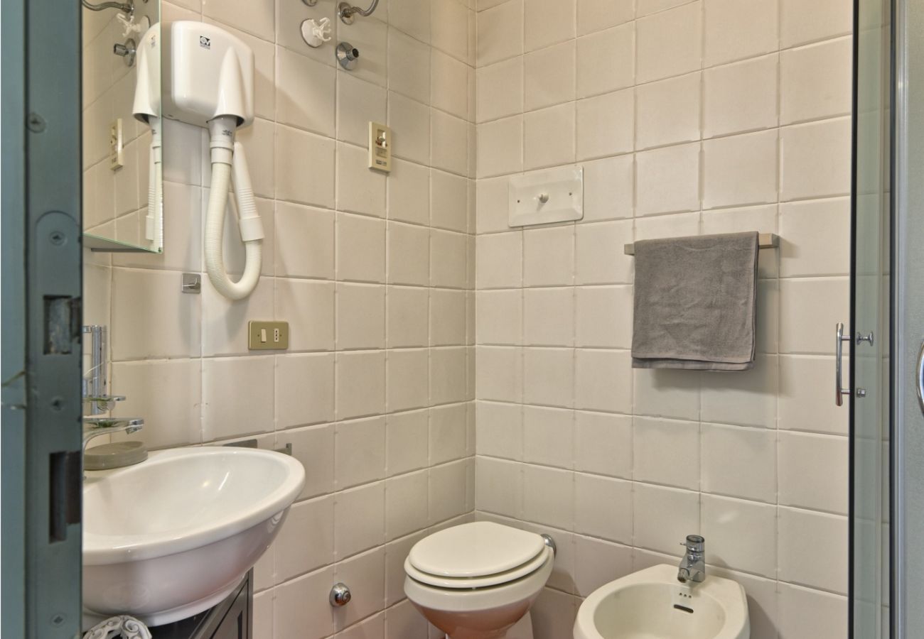 Appartamento a Gargnano - Panorama al Porto by Theater Home - al porto di Gargnano con stupenda vista lago Appartamento a Gargnano - Panorama al Porto by Theater Home - al porto di Gargnano con stupenda vista lago