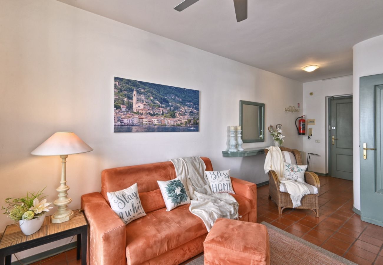 Appartamento a Gargnano - Panorama al Porto by Theater Home - al porto di Gargnano con stupenda vista lago Appartamento a Gargnano - Panorama al Porto by Theater Home - al porto di Gargnano con stupenda vista lago